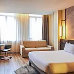 Novotel Centre Cathedrale 4*
