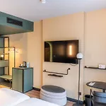 Hotel Novotel Centre Cathedrale 4*