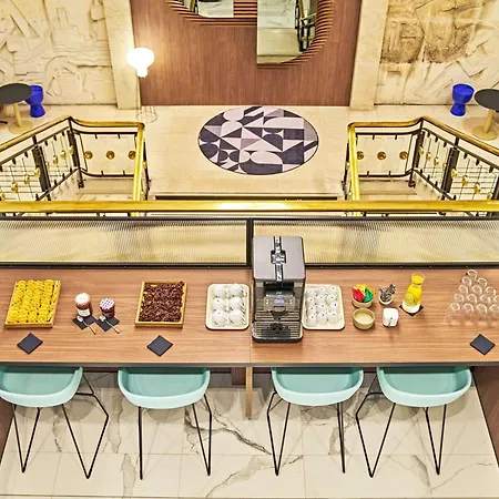 Novotel Centre Cathedrale מלון 4*