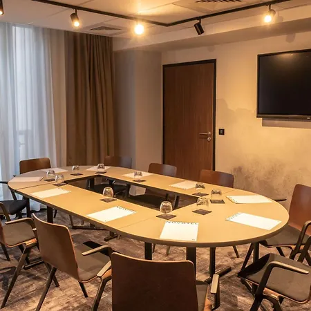 호텔 Novotel Centre Cathedrale 4*