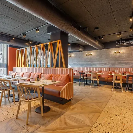מלון Novotel Centre Cathedrale