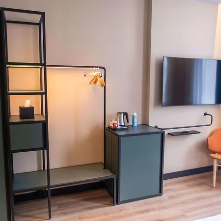 מלון Novotel Centre Cathedrale 4*