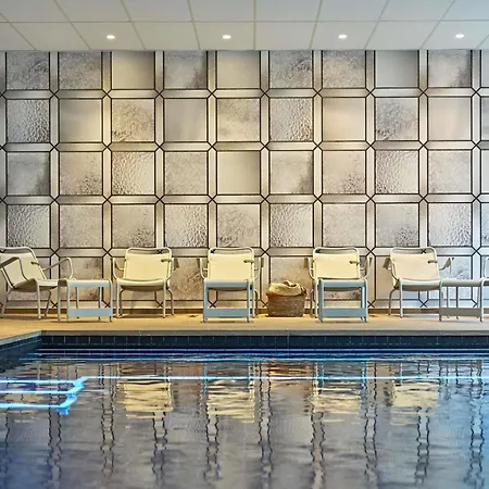 Hotel Novotel Centre Cathédrale 4*