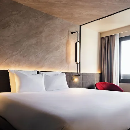 Novotel Centre Cathédrale 4*