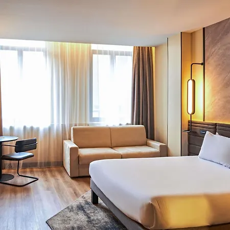 Novotel Centre Cathédrale 4*