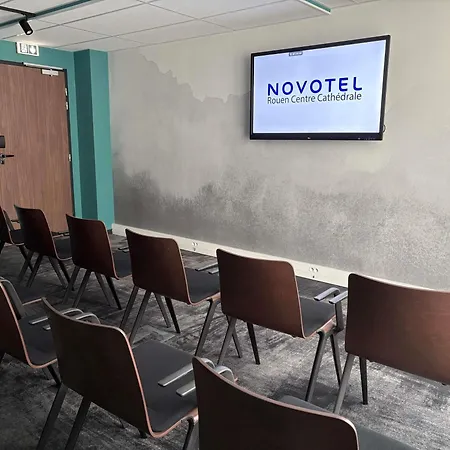 Hotel Novotel Centre Cathédrale 4*