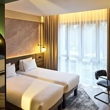 Novotel Centre Cathedrale Hotel