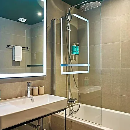 Hotel Novotel Centre Cathédrale 4*