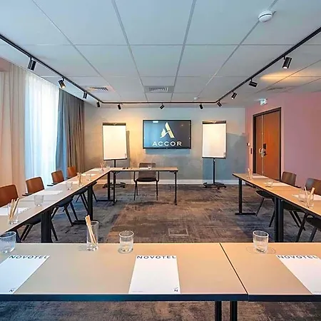 Hotel Novotel Centre Cathédrale 4*