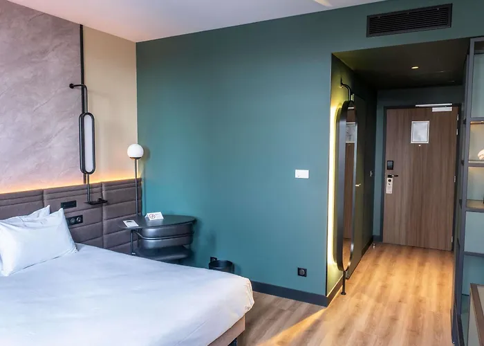 Novotel Centre Cathedrale ホテル 4*