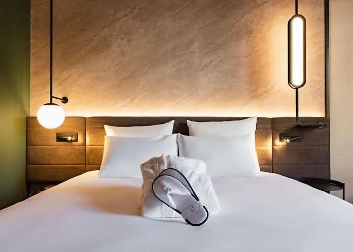 Ξενοδοχείο Novotel Centre Cathedrale 4*