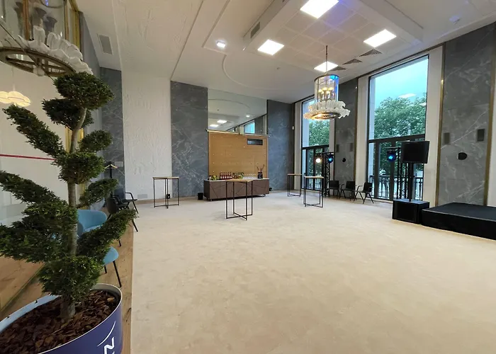 Novotel Centre Cathedrale 4*