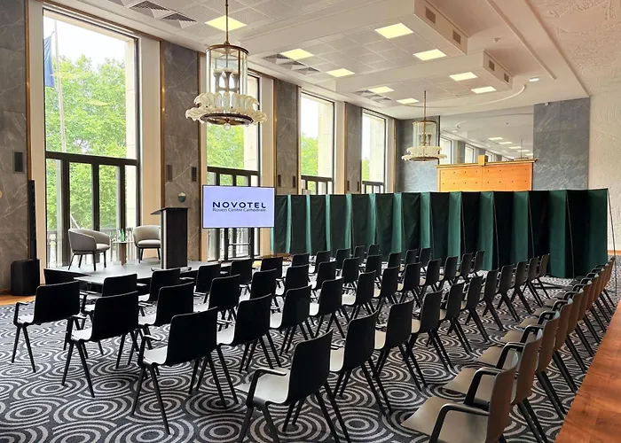 Ξενοδοχείο Novotel Centre Cathedrale 4*