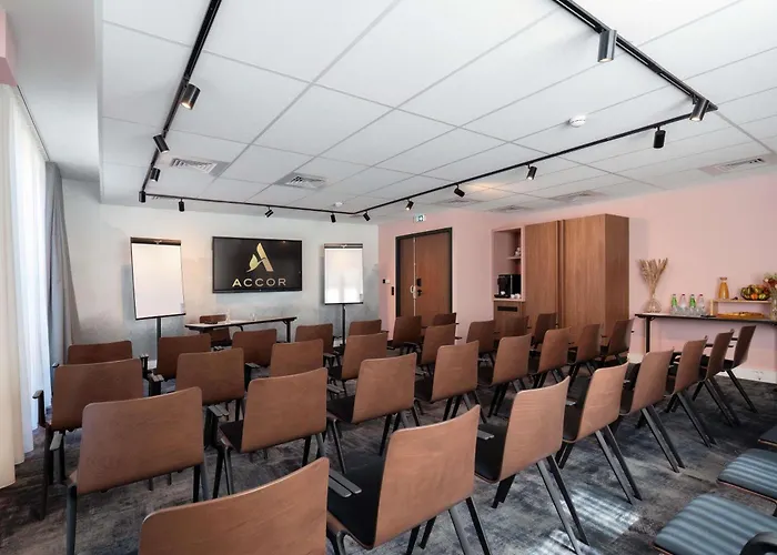 Ξενοδοχείο Novotel Centre Cathedrale 4*