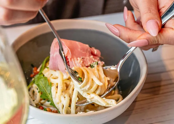 Novotel Centre Cathedrale Hotel 4*