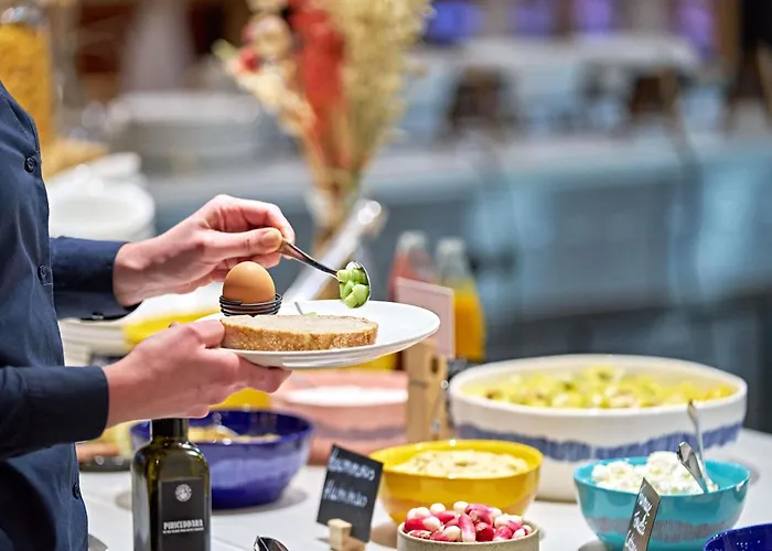 Novotel Centre Cathedrale 4*